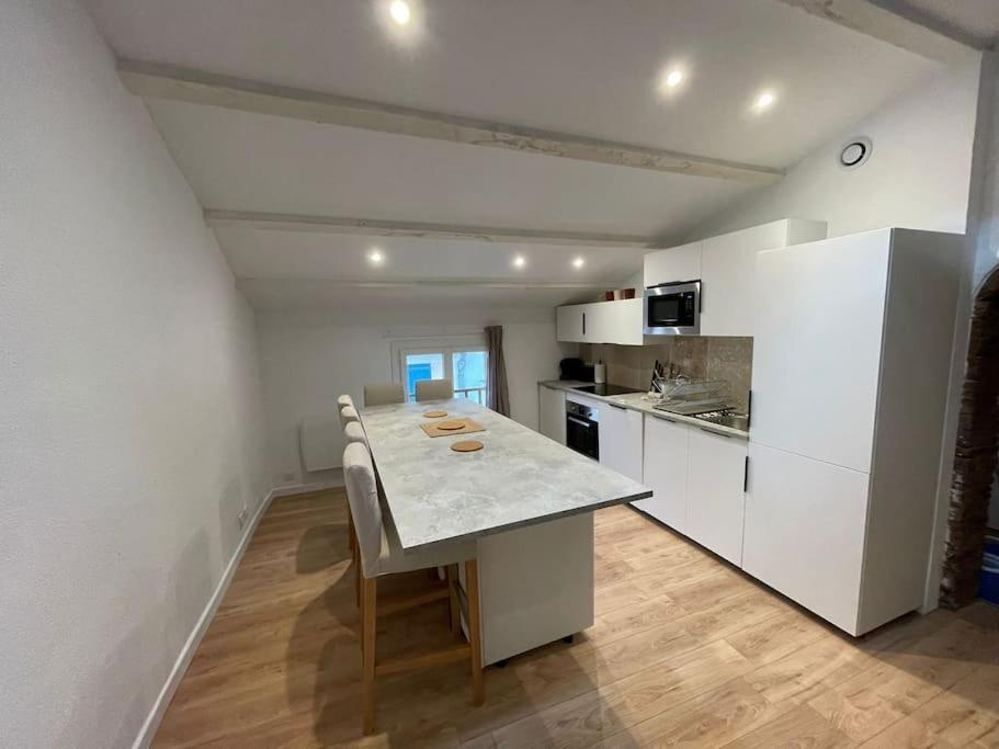 Duplex Sous Les Toits Apartment Riez Exterior photo